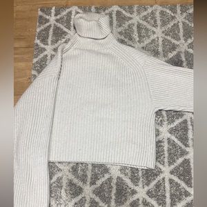 Off white sweater l